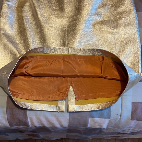 Metallic Gold Skirt - Picture 3 of 4